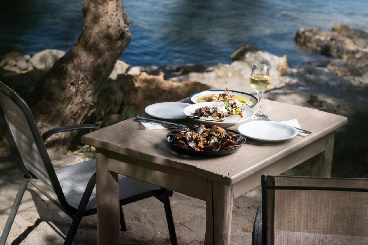 Mylos Seaside Experience Frangokastello Екстериор снимка